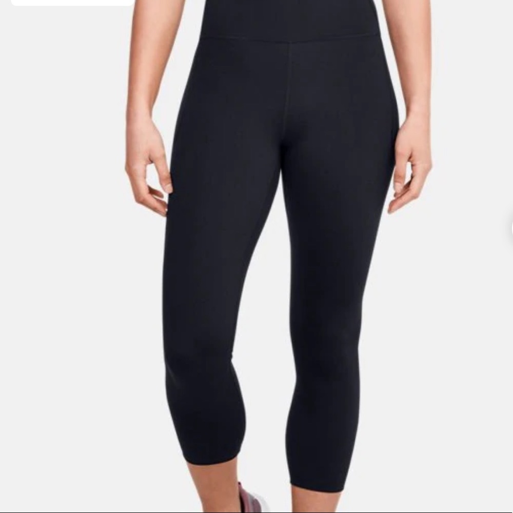 RBX black leggings.